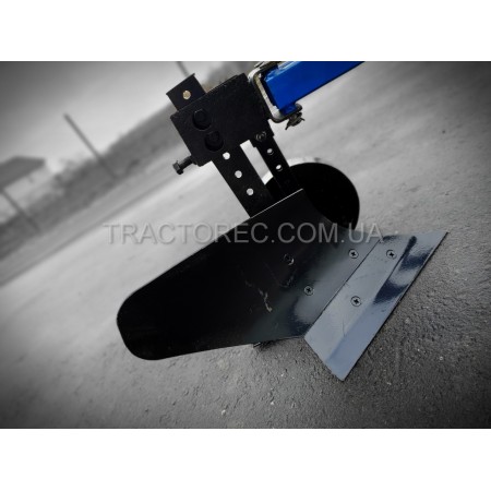 Плуг збільшений однокорпусний до мотоблока, мототрактора ширина захвата 25 см, усилена рама, всі можливі регулювання